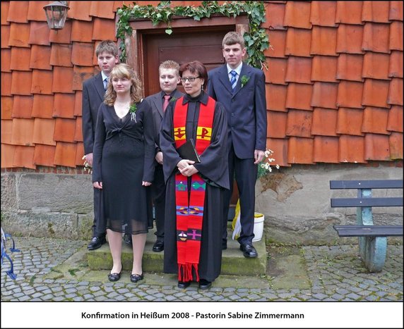 2008_Konfirmation_in_Heissum.JPG 2008_Konfirmation_in_Heissum.JPG