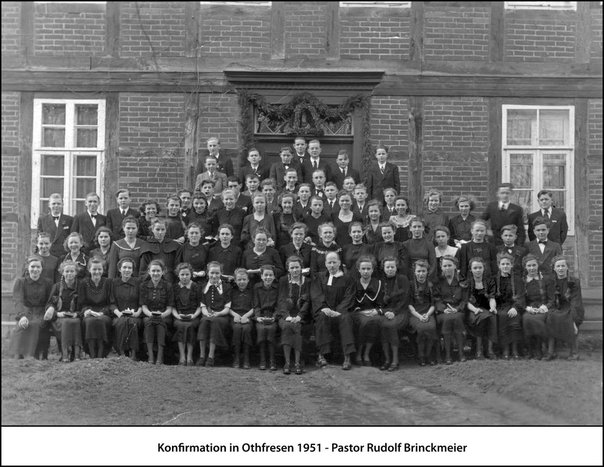 Konfirmation_in_Othresen_1951.JPG Konfirmation_in_Othresen_1951.JPG