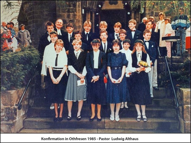 Konfirmation_in_Othresen_1985.JPG Konfirmation_in_Othresen_1985.JPG