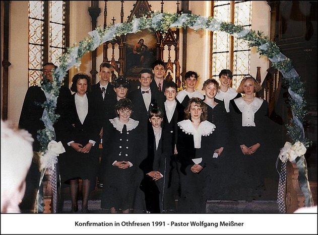 Konfirmation_in_Othresen_1991.JPG Konfirmation_in_Othresen_1991.JPG