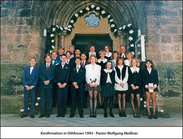 Konfirmation_in_Othresen_1993.JPG Konfirmation_in_Othresen_1993.JPG