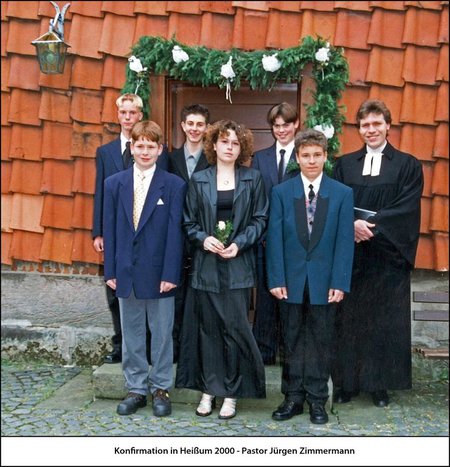 2000_Konfirmation_in_Heissum.JPG 2000_Konfirmation_in_Heissum.JPG