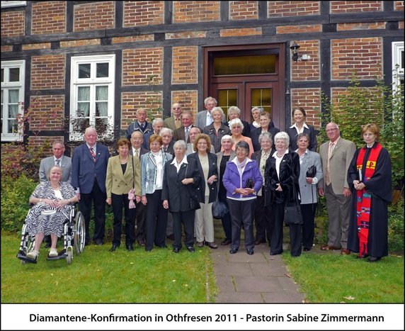 2011_Diamantene_Konfirmation_a.JPG 2011_Diamantene_Konfirmation_a.JPG